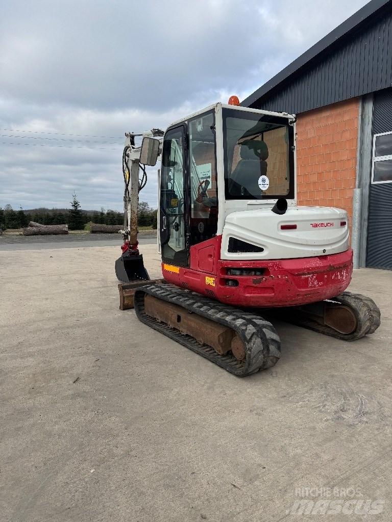Takeuchi TB 260 Miniescavadeiras