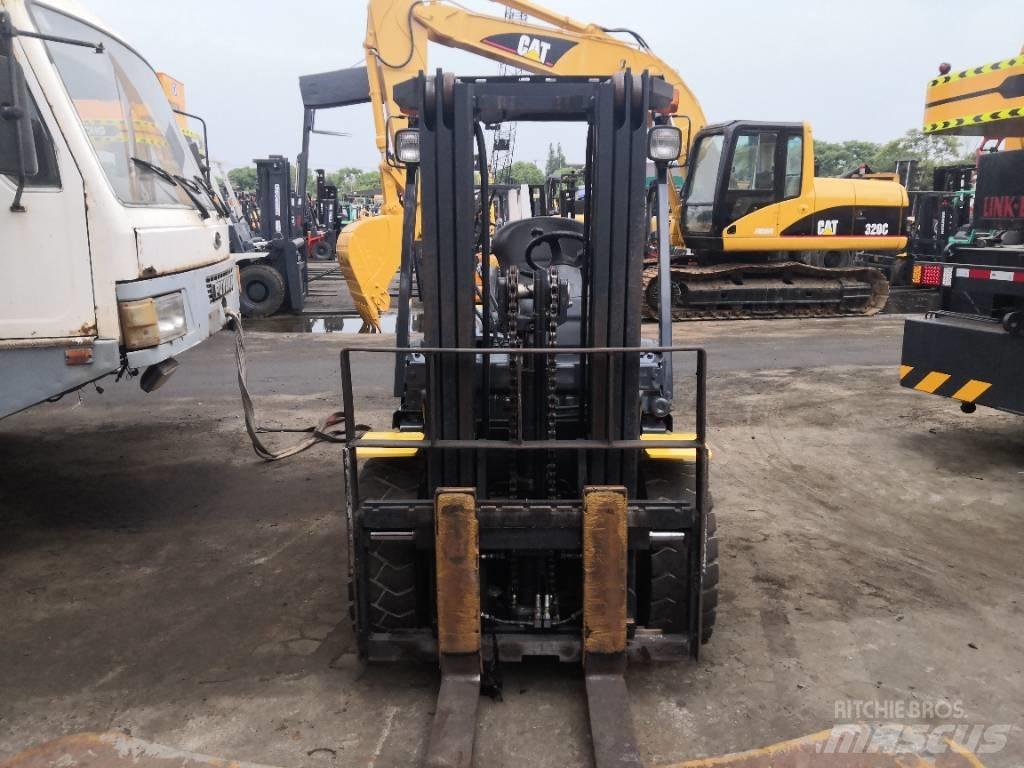 Komatsu 30 Empilhadores Diesel