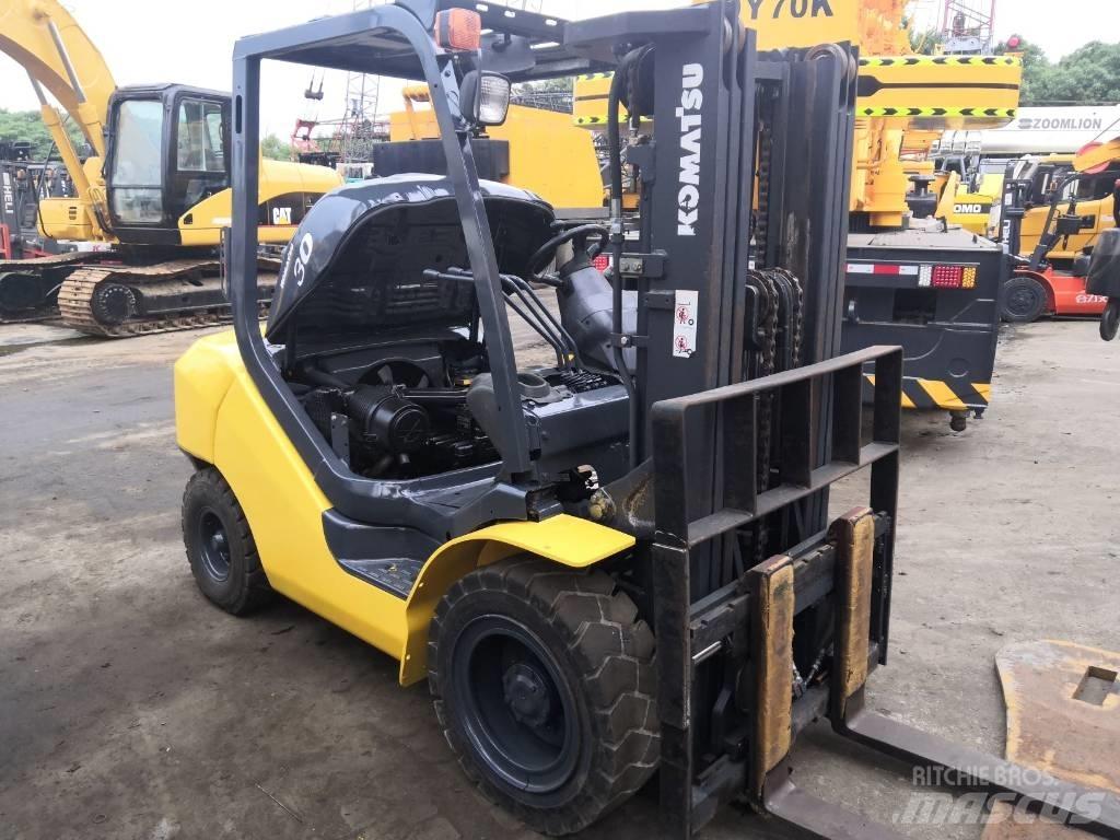 Komatsu 30 Empilhadores Diesel