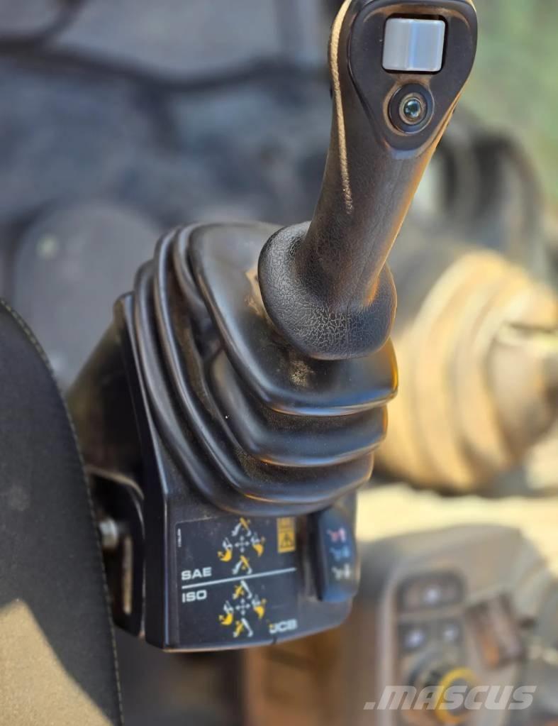 JCB 3 CX 14L5WA Retroescavadeiras