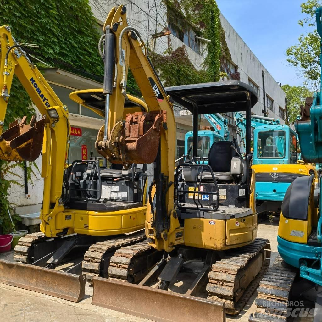 CAT 302 Miniescavadeiras