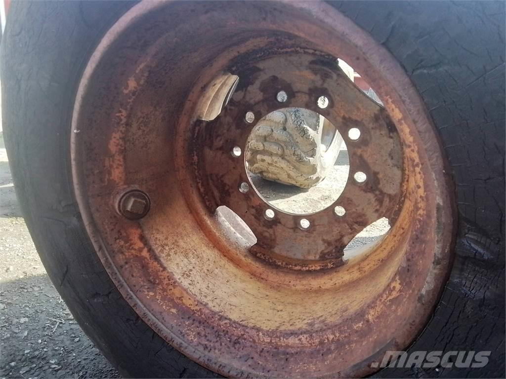 Ösa 250 20x26,5 Pneus