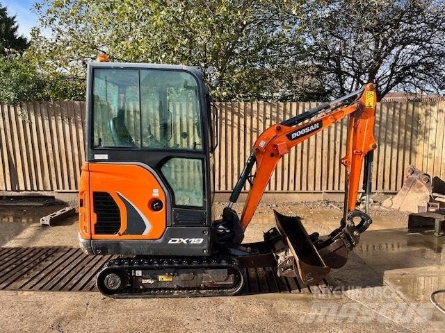 Doosan DX 19 Miniescavadeiras