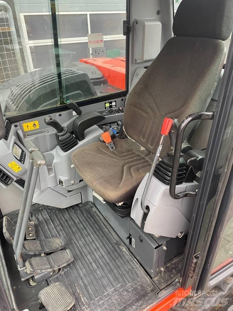 Kubota KX080-4a Escavadoras Midi 7t - 12t