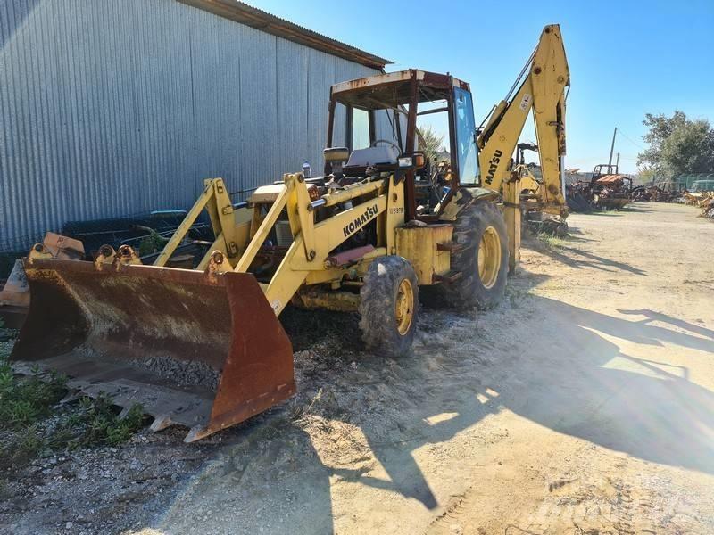 Komatsu WB97R Retroescavadeiras