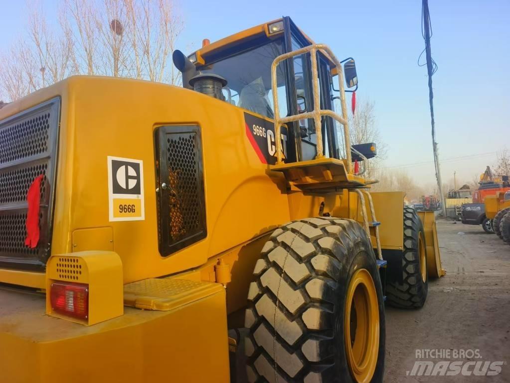 CAT 966G Carregadeiras de rodas