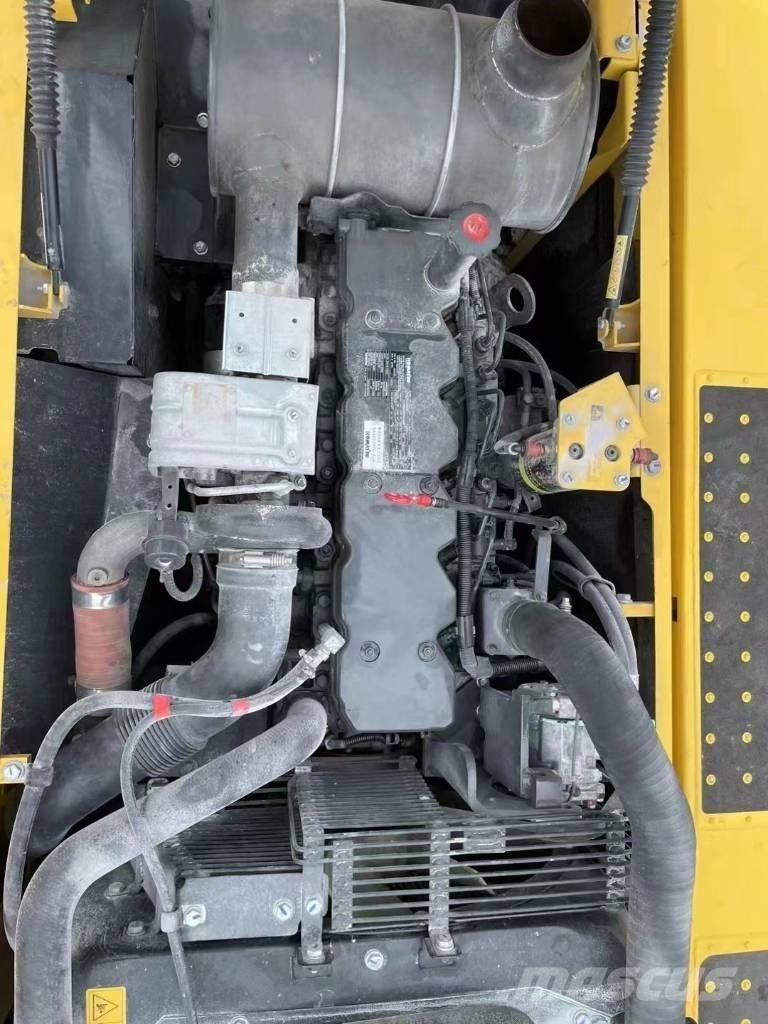 Komatsu PC220-8 Escavadeiras de esteiras