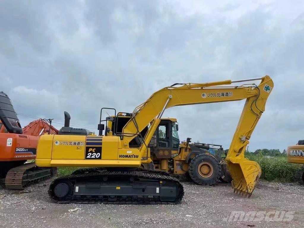 Komatsu PC220-8 Escavadeiras de esteiras