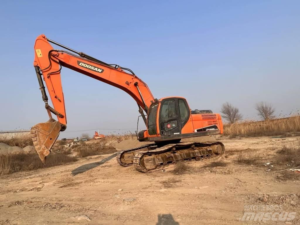 Doosan DX225LC-9C Escavadeiras de esteiras