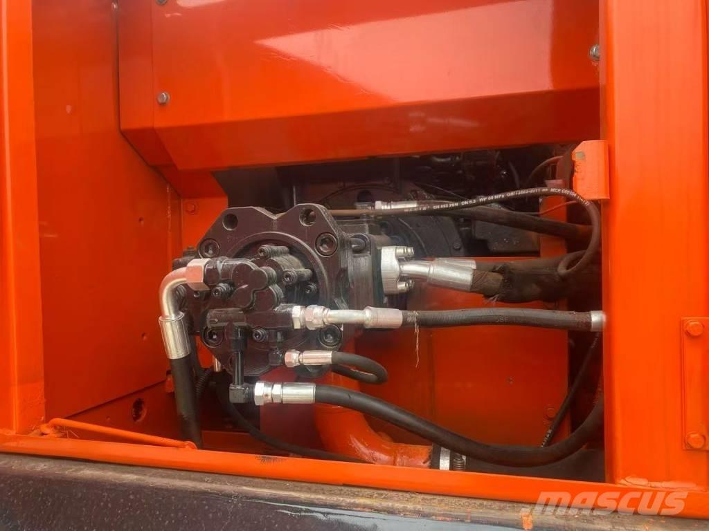 Doosan DX 225 LC Escavadeiras de esteiras