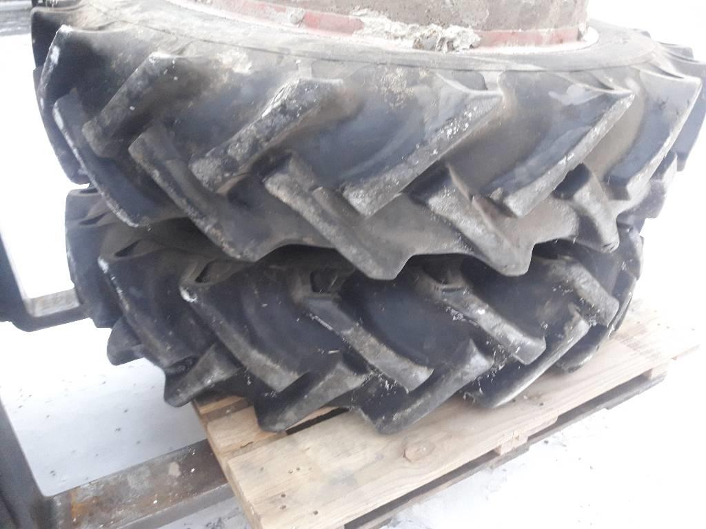 Raju 12,4/11-36 Pneus Agrícolas