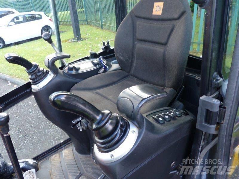 JCB 8018 Miniescavadeiras