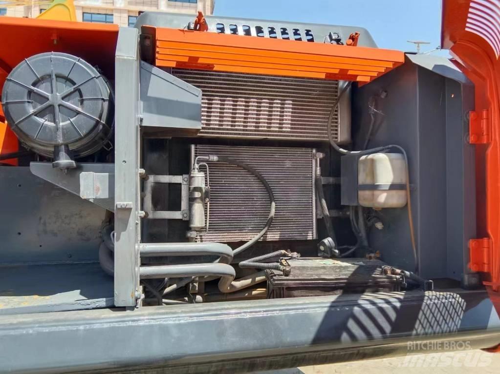 Hitachi ZX 240 Escavadeiras de esteiras