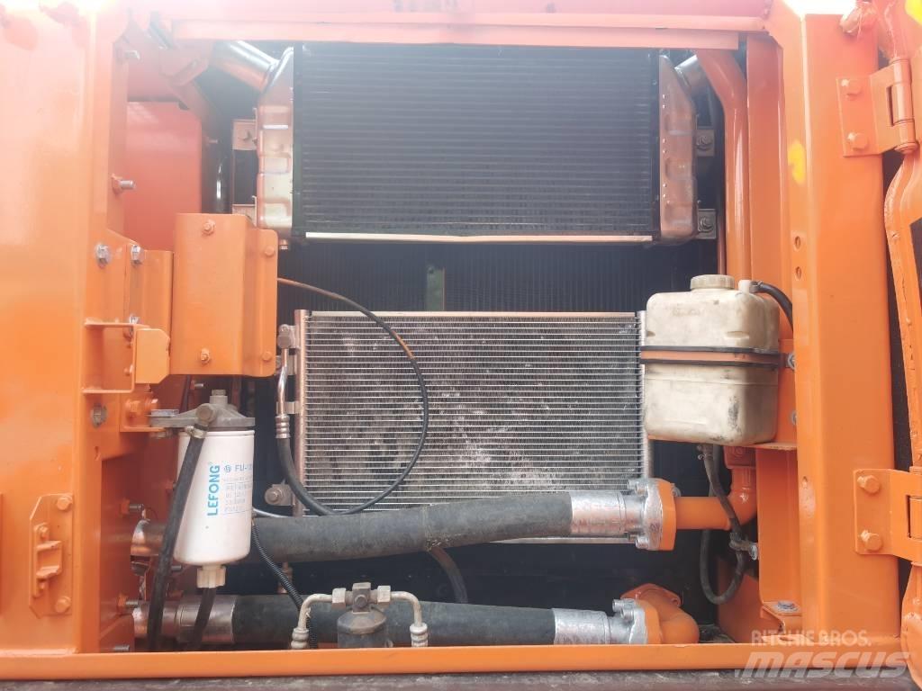 Doosan DX 225 LC Escavadeiras de esteiras