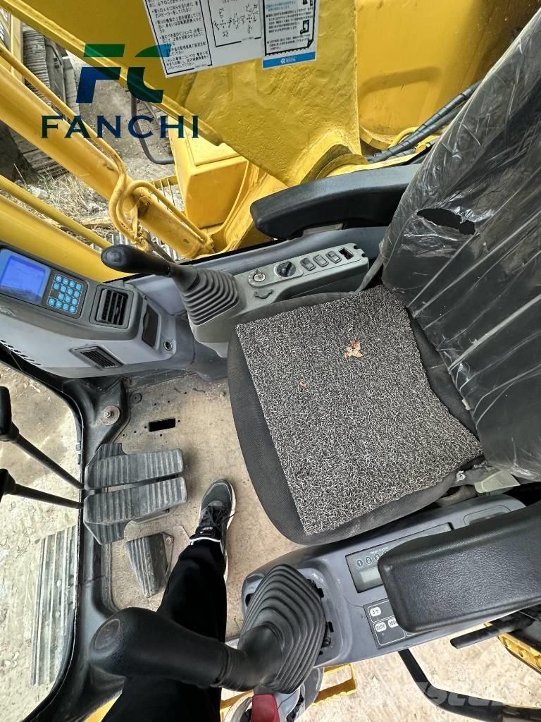 Komatsu PC 220 Escavadeiras de esteiras