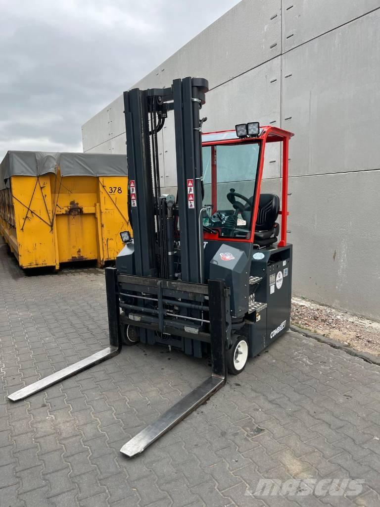 Combilift CBE3000 Carregadores laterais