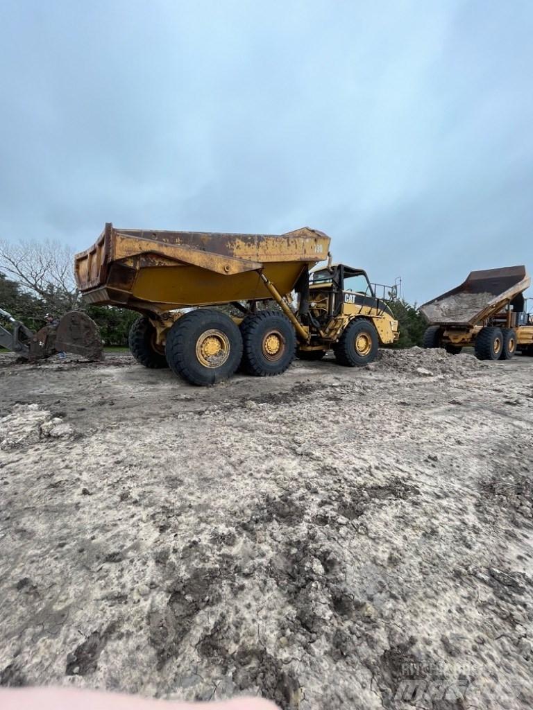 CAT 730 Caminhões articulados