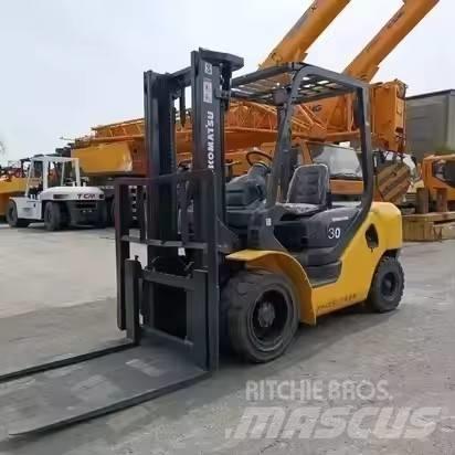 Komatsu 30 Empilhadores Diesel