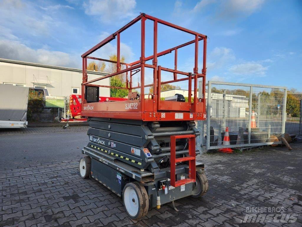SkyJack SJ 4732 Elevadores de tesoura