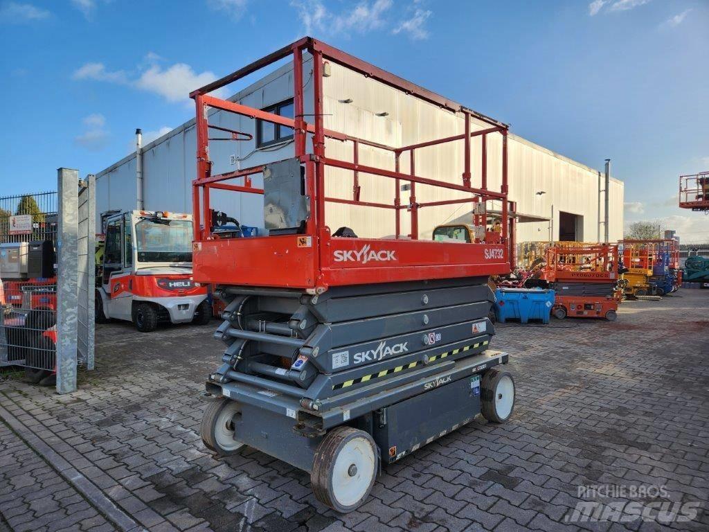 SkyJack SJ 4732 Elevadores de tesoura