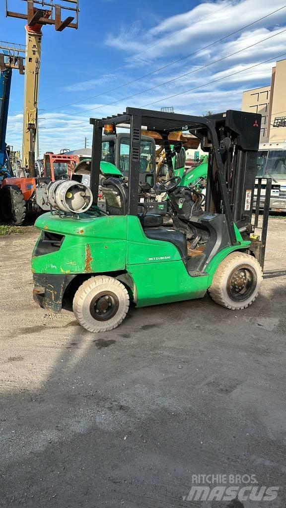 Mitsubishi FG30N Empilhadores - Outros