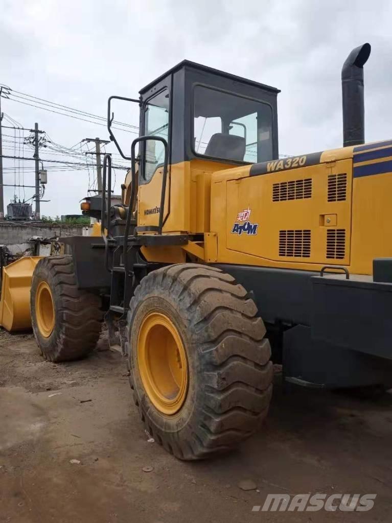Komatsu WA 320-3 Carregadeiras de rodas