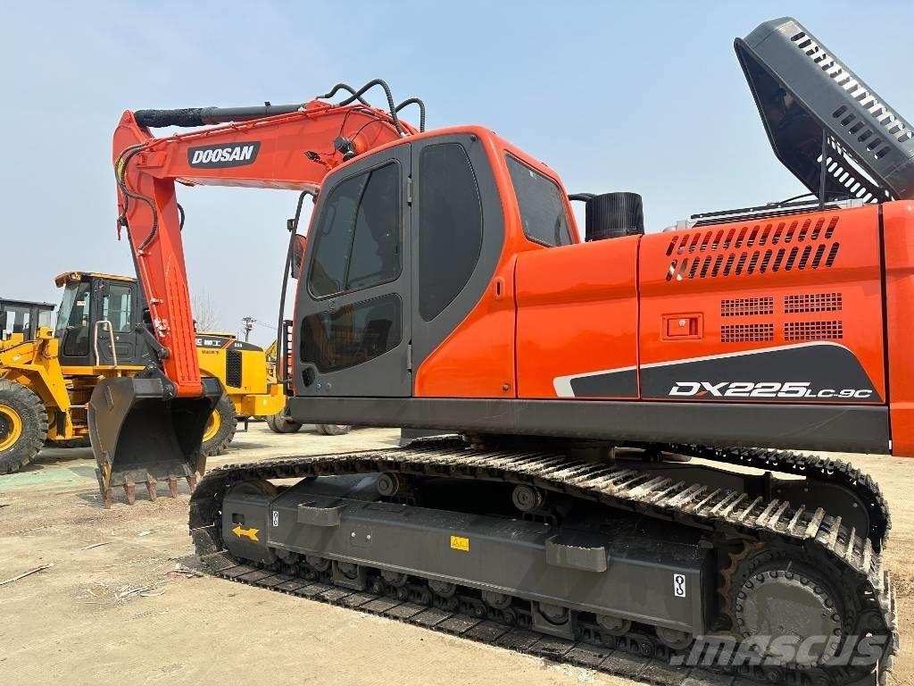 Doosan DX 225LC-9C Escavadeiras de esteiras