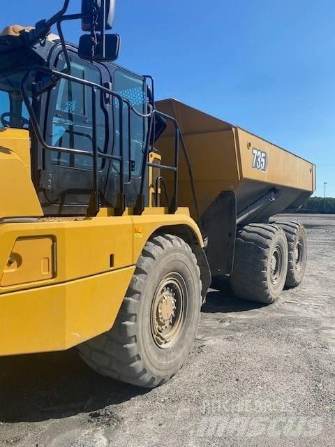 CAT 735 Caminhões articulados