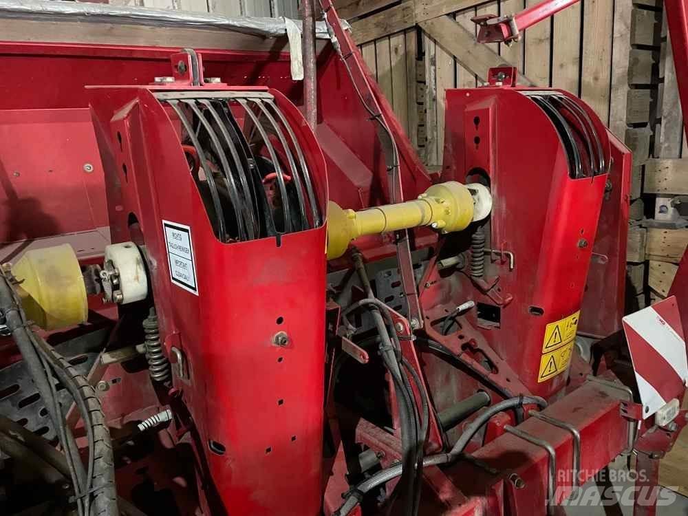 Grimme GL 34 K Semeadores de batatas