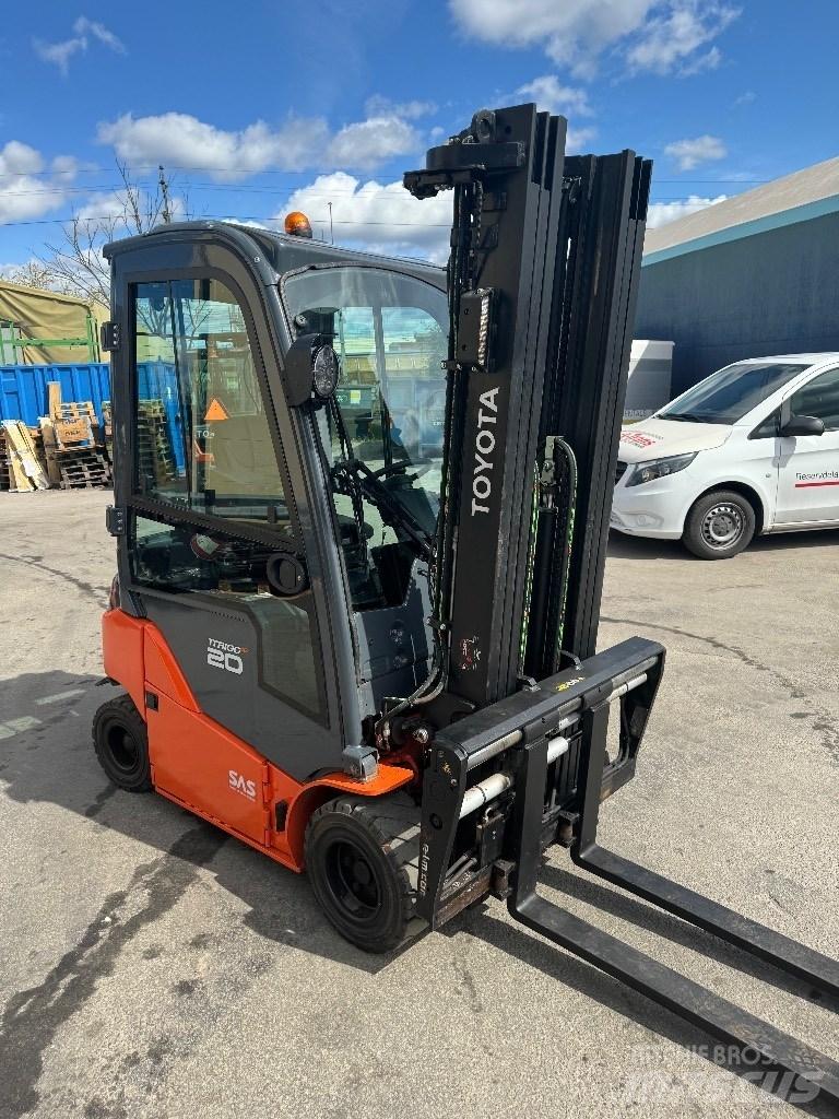 Toyota 8FBMK20T Empilhadores eléctricos