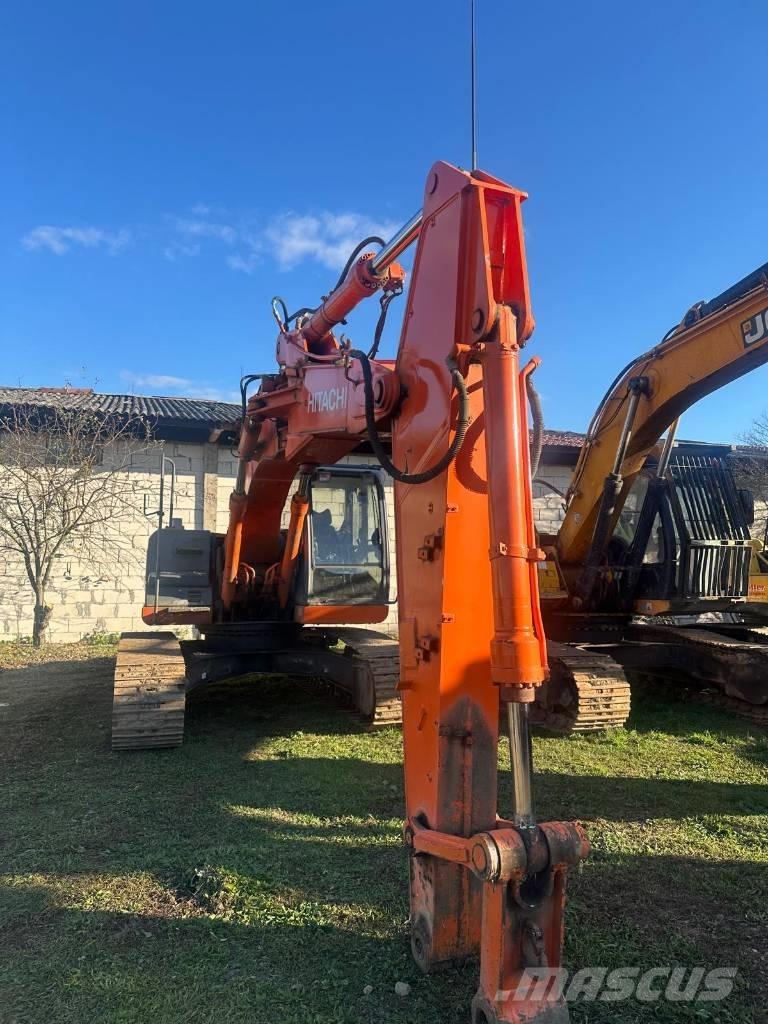 Hitachi Zaxis 210LC3 Rastos