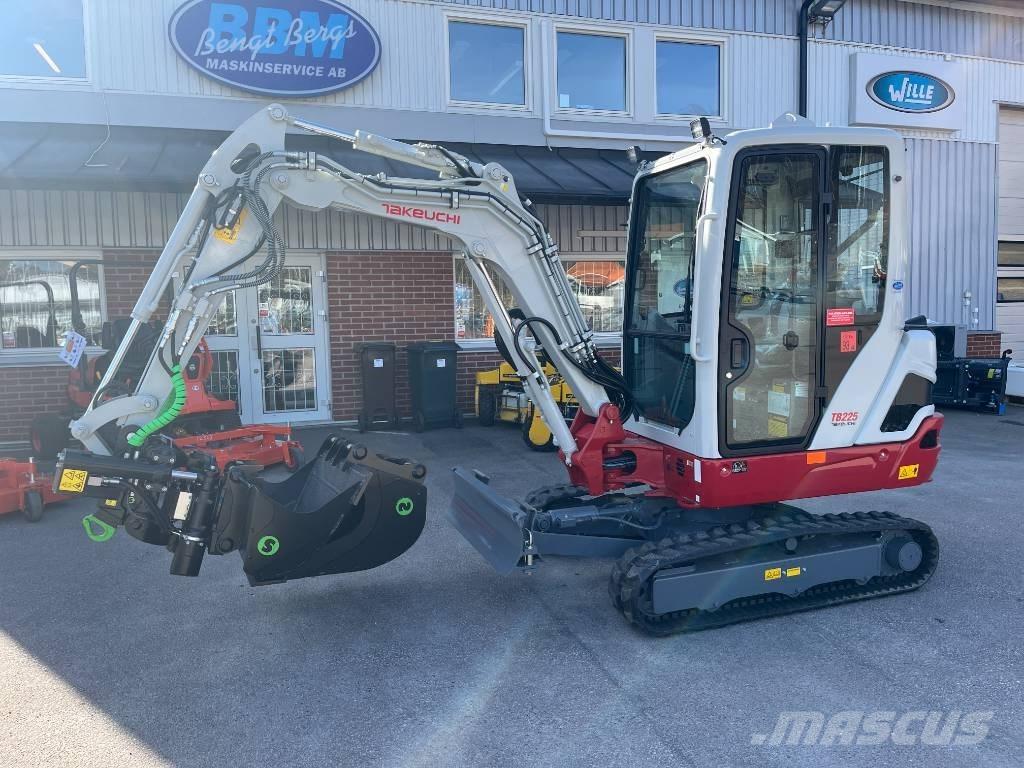 Takeuchi TB 225 Miniescavadeiras