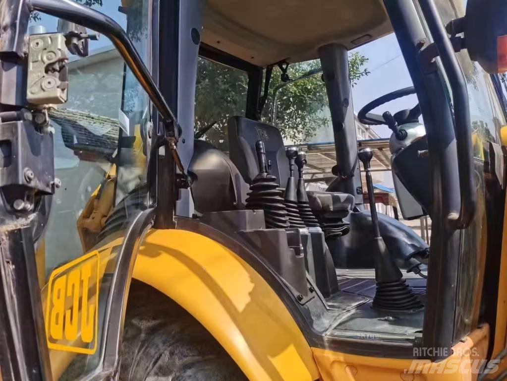 JCB 3 CX Retroescavadeiras