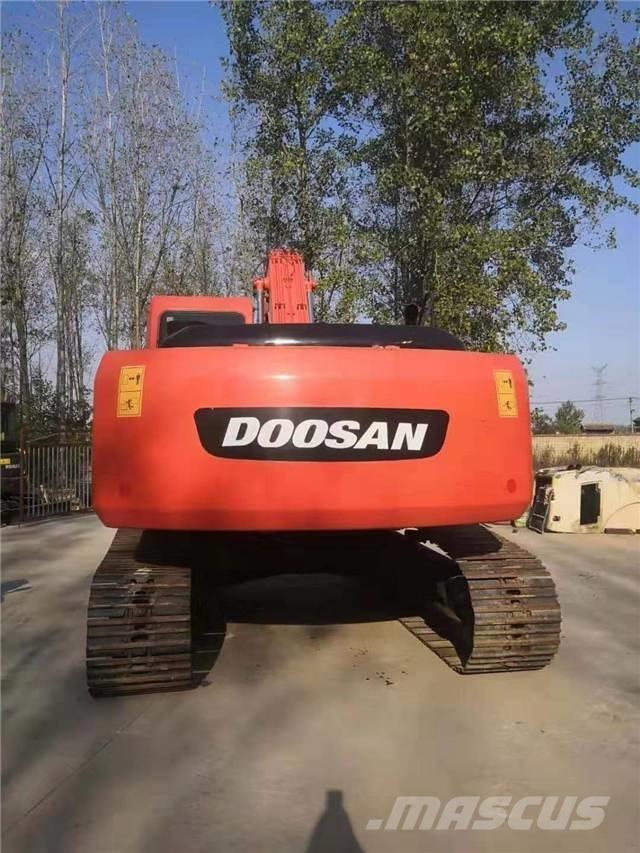 Doosan DH225LC-7 Escavadeiras de esteiras