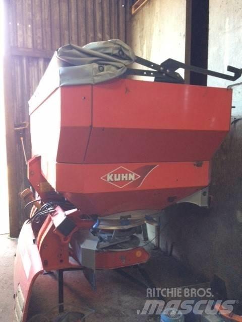 Kuhn Axis 30.1D Espalhadores de minério