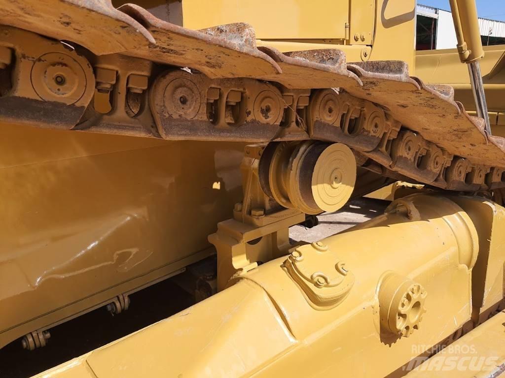 CAT D 6 R XL III Dozers - Tratores rastos