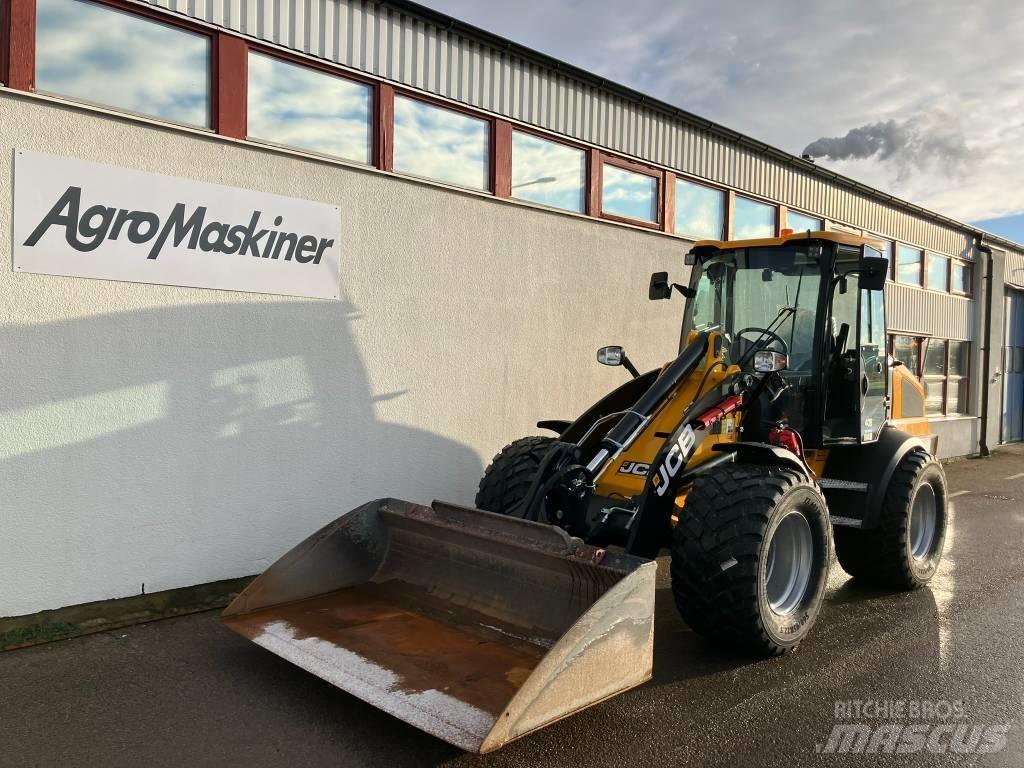 JCB 409 STAGE V - AGRI Mini carregadoras
