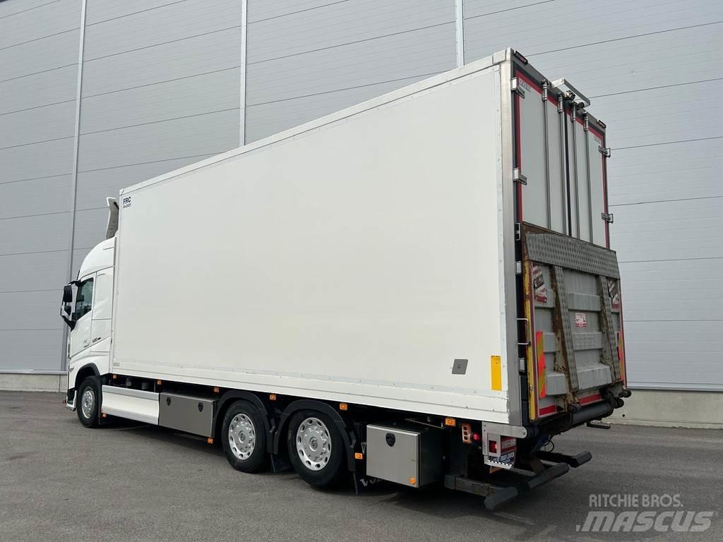 Volvo FH Caminhões caixa temperatura controlada