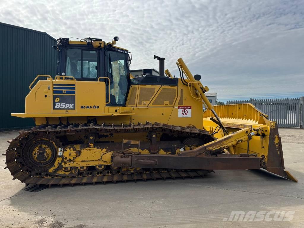 Komatsu D85PX-18 Dozers - Tratores rastos