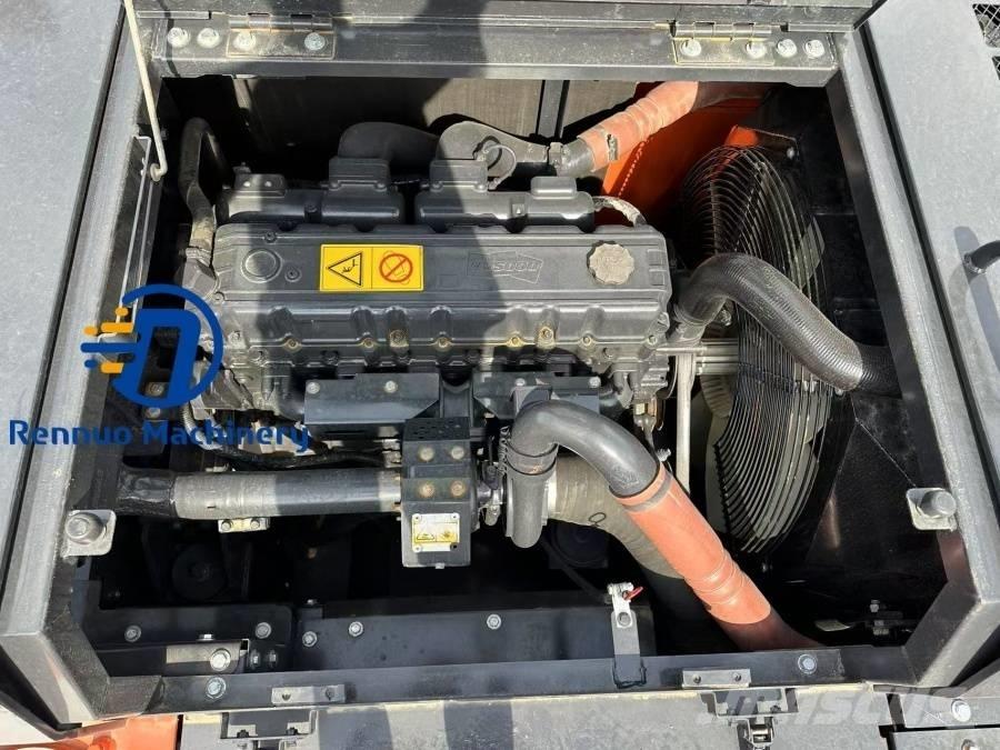 Doosan DX 340 Escavadeiras de esteiras