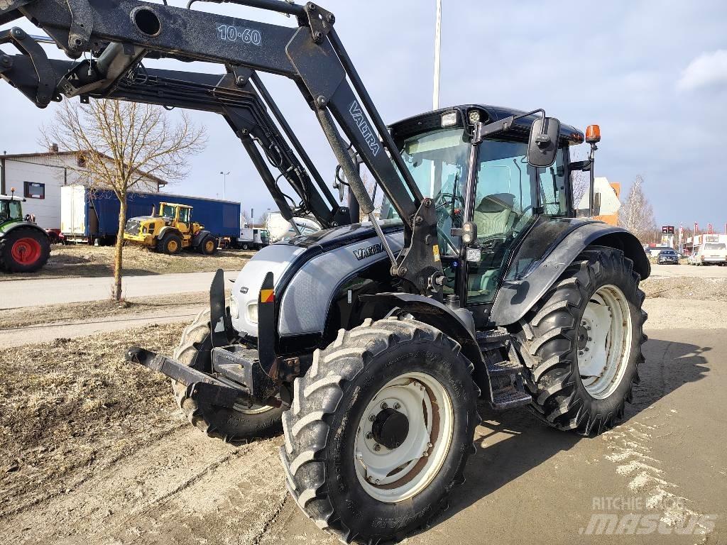 Valtra C120 Tratores Agrícolas usados
