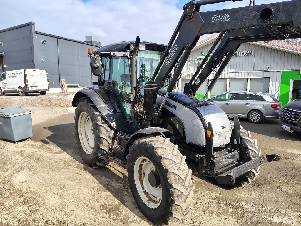 Valtra C120 Tratores Agrícolas usados
