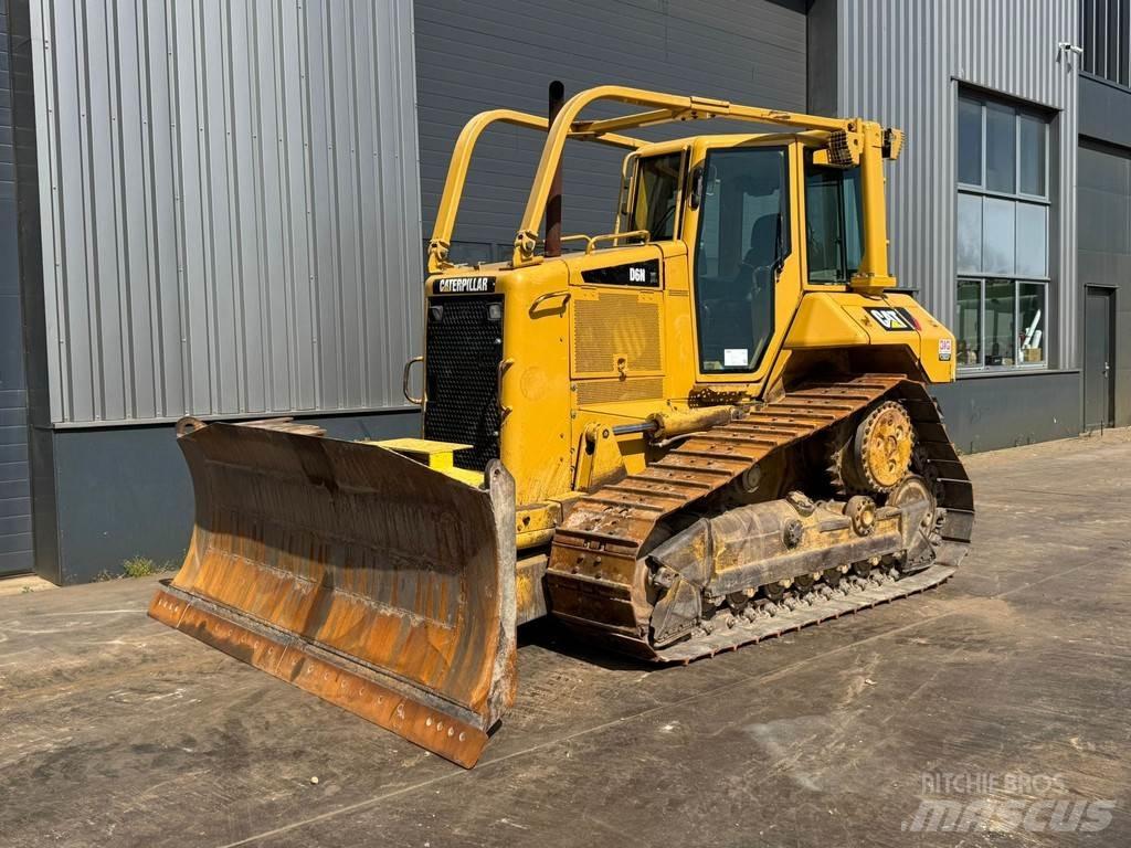 CAT D6N Dozers - Tratores rastos