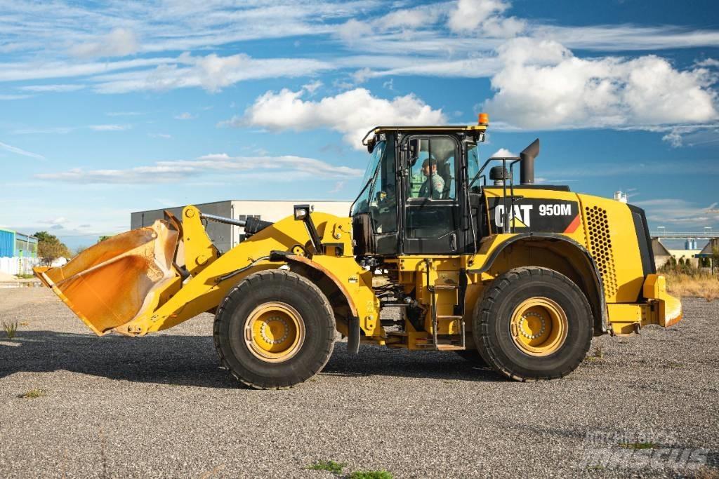 CAT 950M Carregadeiras de rodas