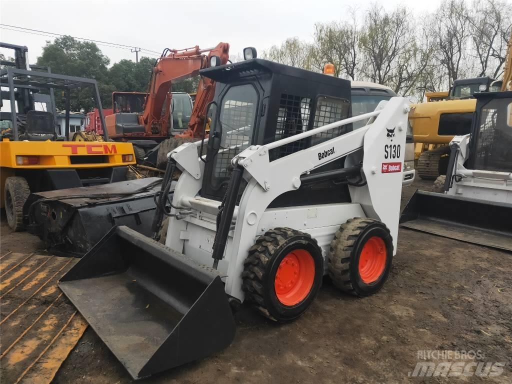 Bobcat S130 Minicarregadeiras