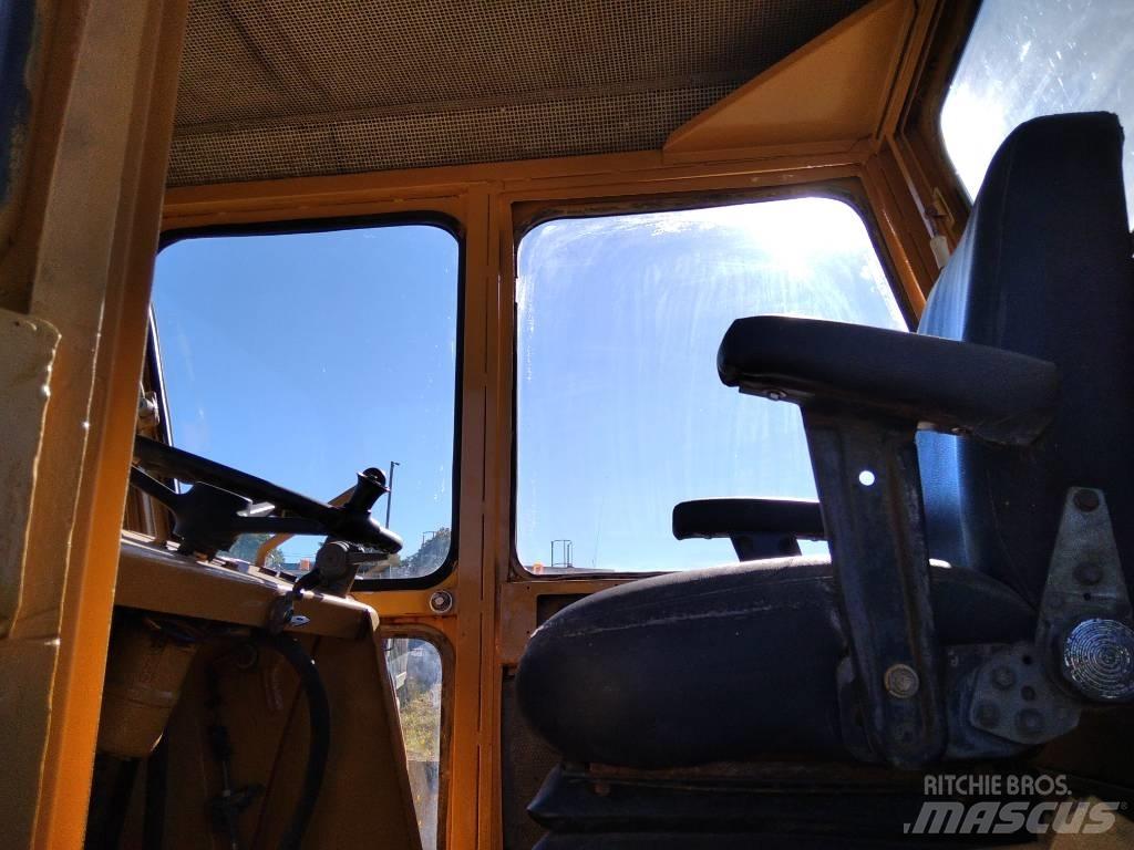Bomag BW 212 Cilindros Compactadores monocilíndricos