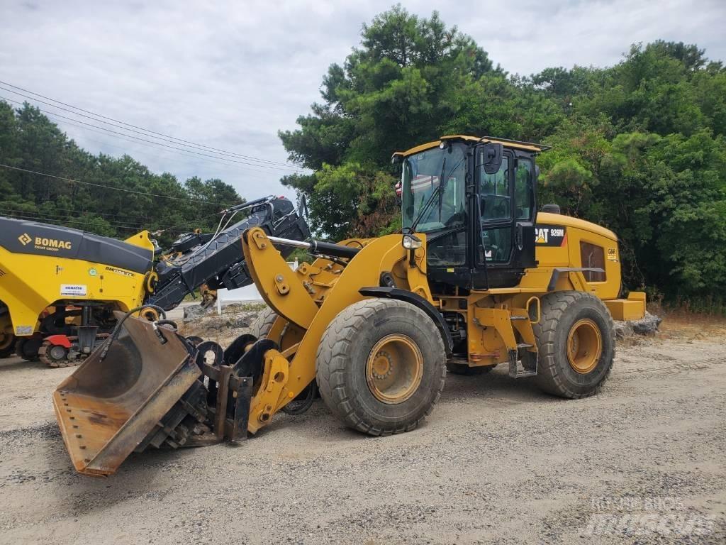 CAT 926M Carregadeiras de rodas