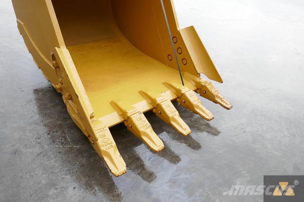 CAT 320 Bucket Baldes