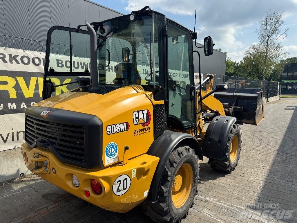 CAT 908 M Carregadeiras de rodas