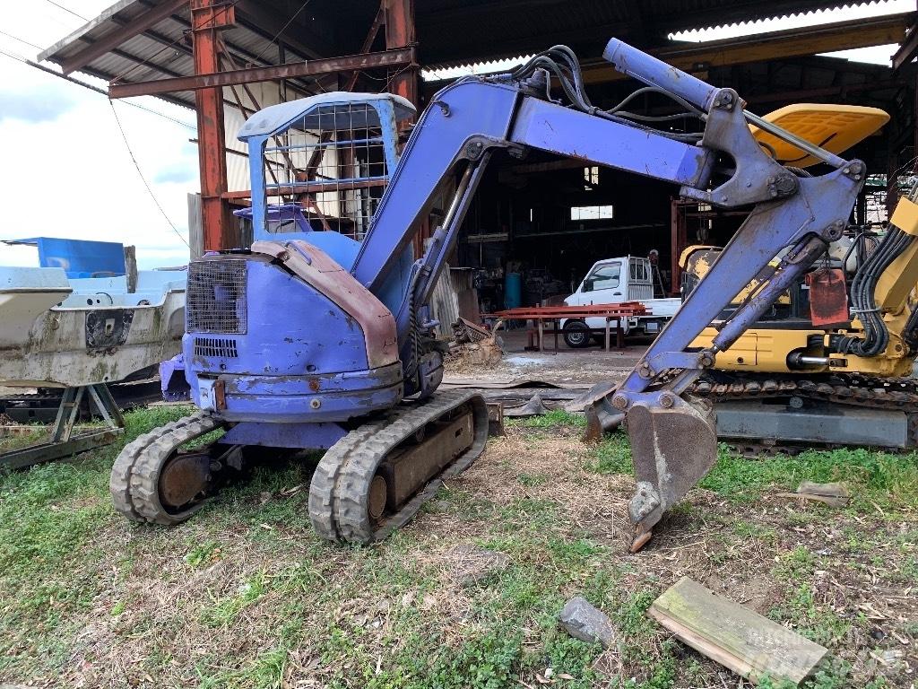 Komatsu PC28UU-2 Miniescavadeiras